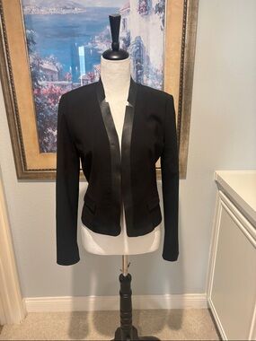 Tamari Women's Black Open-Front Blazer Jacket